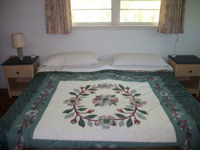 2 twin beds and end tables