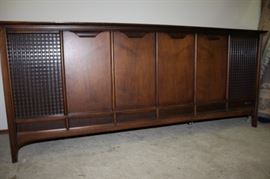 vintage stereo cabinet