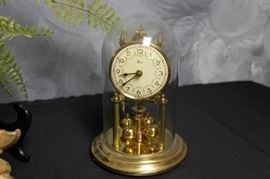 mantel clock