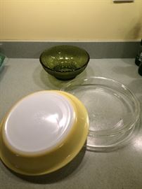 Vintage pyrex 