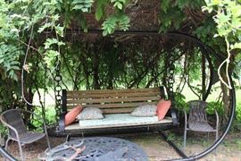 LAUREL MACHINE AND FOUNDRY SWING