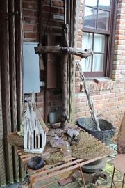 MANY BIRD HOUSES AND CROSSES