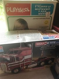 Kenworth Snap Tite toy semi truck