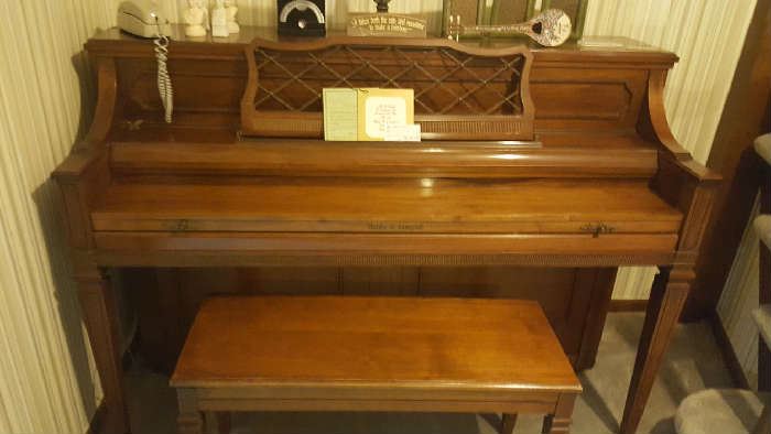 Piano  $450