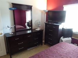 2nd queen bedroom suite