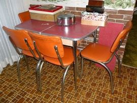 Retro table and chairs