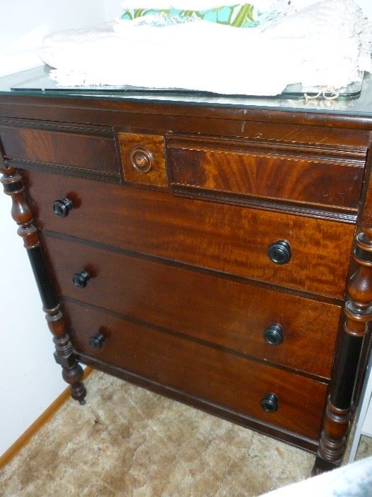 AnAntique chest..nice!