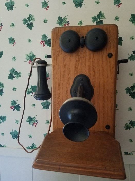 Kellogg Antique Crank Telephone circa 1901