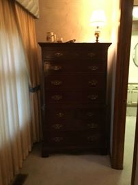 Davis Furniture 9 drawer dresser with 2 mirrors, matching highboy and king sized bed