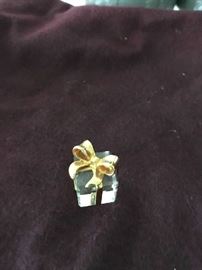 Swarovski Crystal present