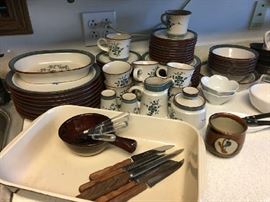 Noritake Stone ware "Pleasure"