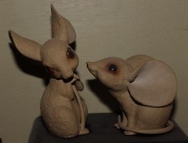 Pair of Clay Mice Figures
Finely crafted. Very expressive and cute! Taller mouse stands 7 1/4"tall to top of ear. Smaller mouse stands approximately 4"tall. Artist's initial carved on bottom. One of them reads "Anthony M-25 USA" Overall very good condition, no cracks or chips found.
Both sit on a dark wood platform stand.