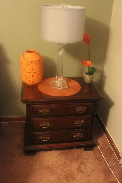 KINCAID NIGHTSTAND