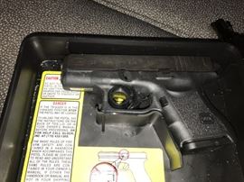 GLOCK 9MM