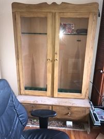 GUN CABINET