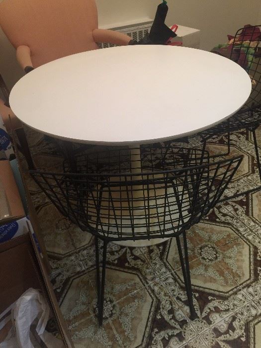 3' Round Tulip Table and 2 Steel Wire Contemporary Bertoia Chairs