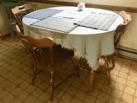 Kitchen Table and 4 Chairs