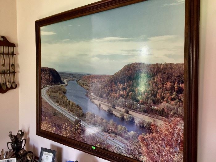 Large Photo of the Mohawk Valley