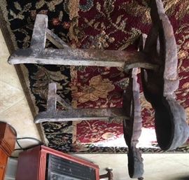 287c Mammie and Porter andirons, 15 in. T, 17 in. W.