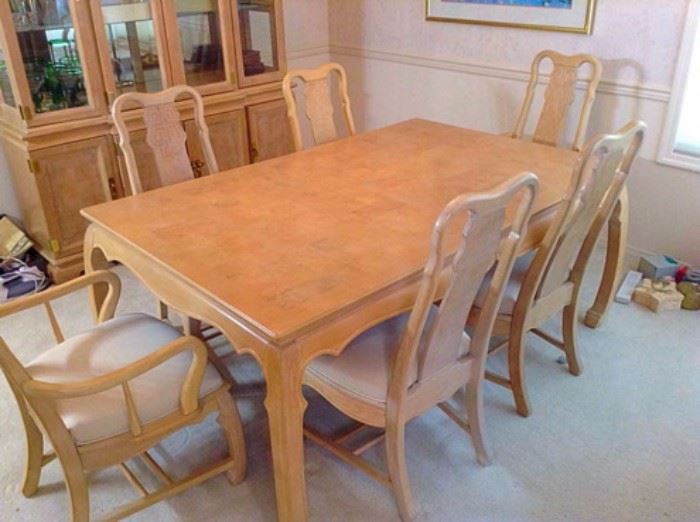 Universal Furniture Dining Table And Chairs 