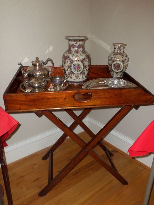 Nice English Butler's Table, Silverplated Tea Service, Chinese Vases