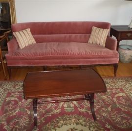 Nice Vintage Sofa & Coffee Table