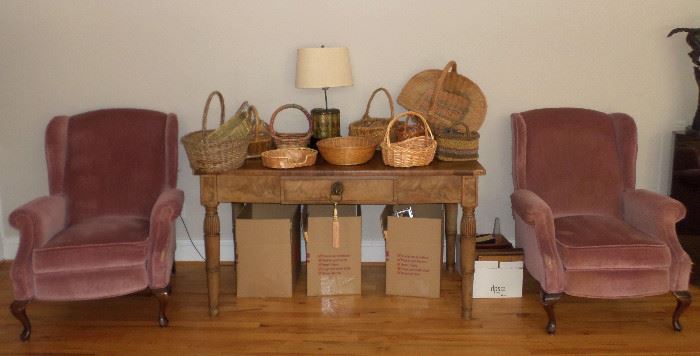 Two Nice Living Room Chairs & Console Table, lots of Baskets