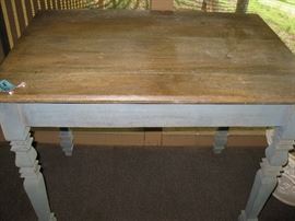 Vintage - table - fabulous!