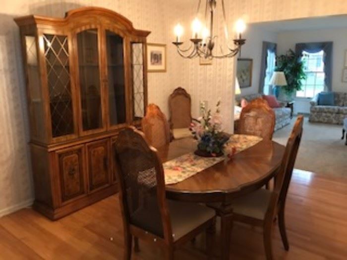 Complete Dining Room (Hutch w/light, Six chairs, Table w/2 leafs and table pads
