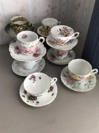 Vintage Cup & Saucer collection