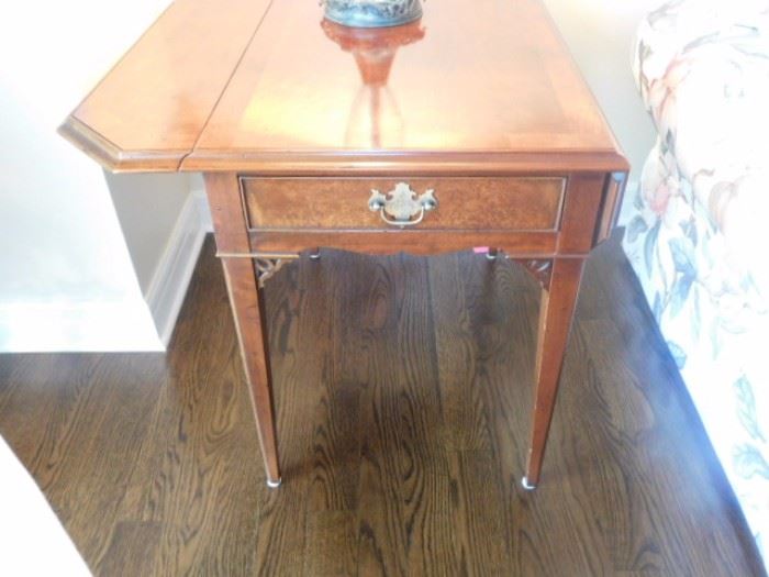 HEKMAN  Cherry and Burl drop leaf side table