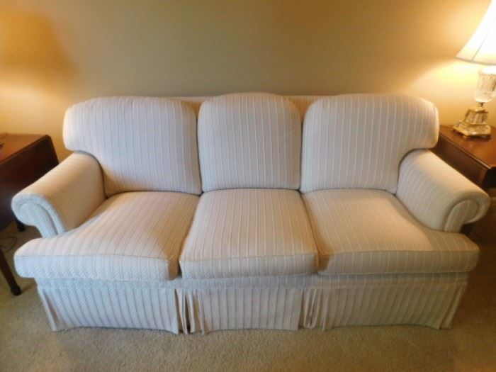 Custom made white sofa unknown manufacturer 7 feet 