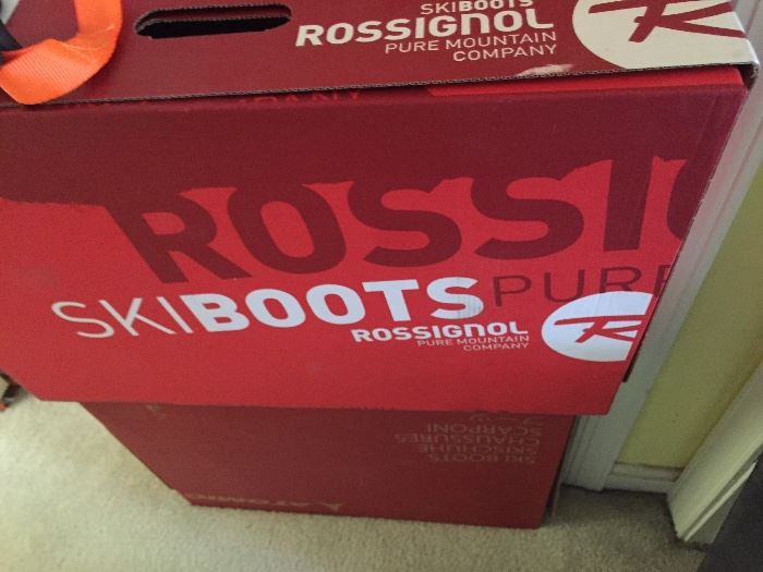 New Rossi ski boots