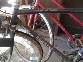 Schwinn men's bike