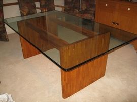 Contemporary dining table