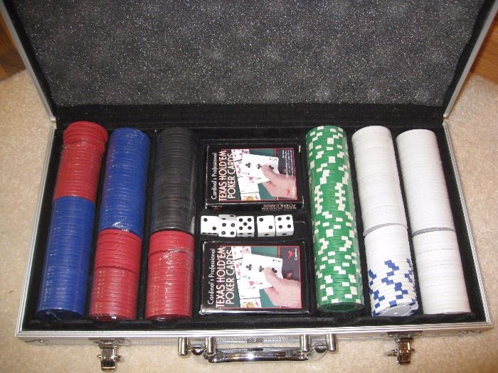 Chips/dice/cards in a silver case