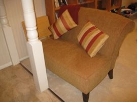 Contemporary loveseat