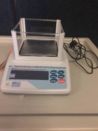 A&D Weighing GF300P Pharmacy Balance Prescription Scale
