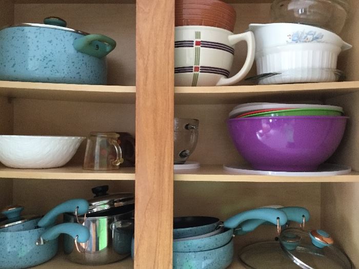 kitchen ware including Paula Dean cookware