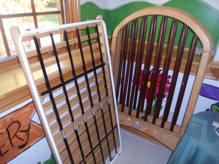 Baby Crib (No mattress)