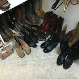 Skin boots