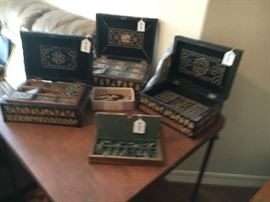Quill boxes