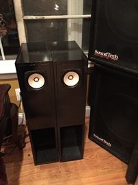 Full range speakers