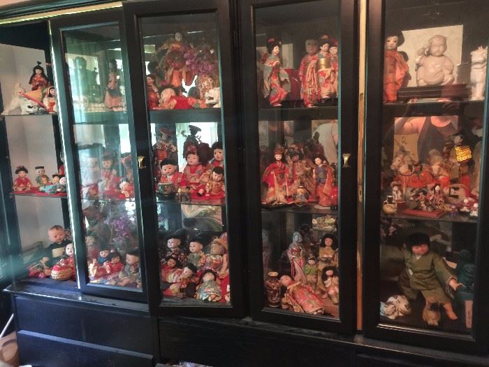 Tons of oriental dolls
