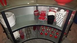 Picture is to show back of bar. Items on shelves may not be part of the sale.