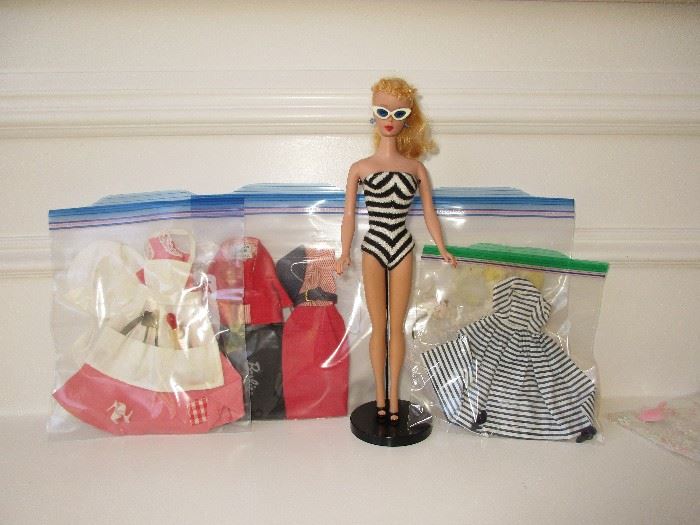 Pony Tail Barbie and clothes