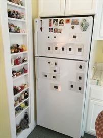 Salt and Pepper collection; Refrigerator-freezer