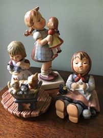 Many Hummels - many vintage and in excellent condition