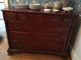 Dresser that matches twin bed room set