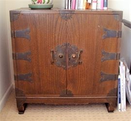 Small Korean storage chest 